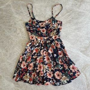 Floral Sundress - Brunch Outfit - Vacay Dress by Lucca Couture - Size XS